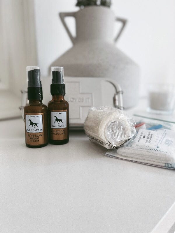 LILA LOVES IT | First Aid Balsam Pflegeprodukte Lila loves it 